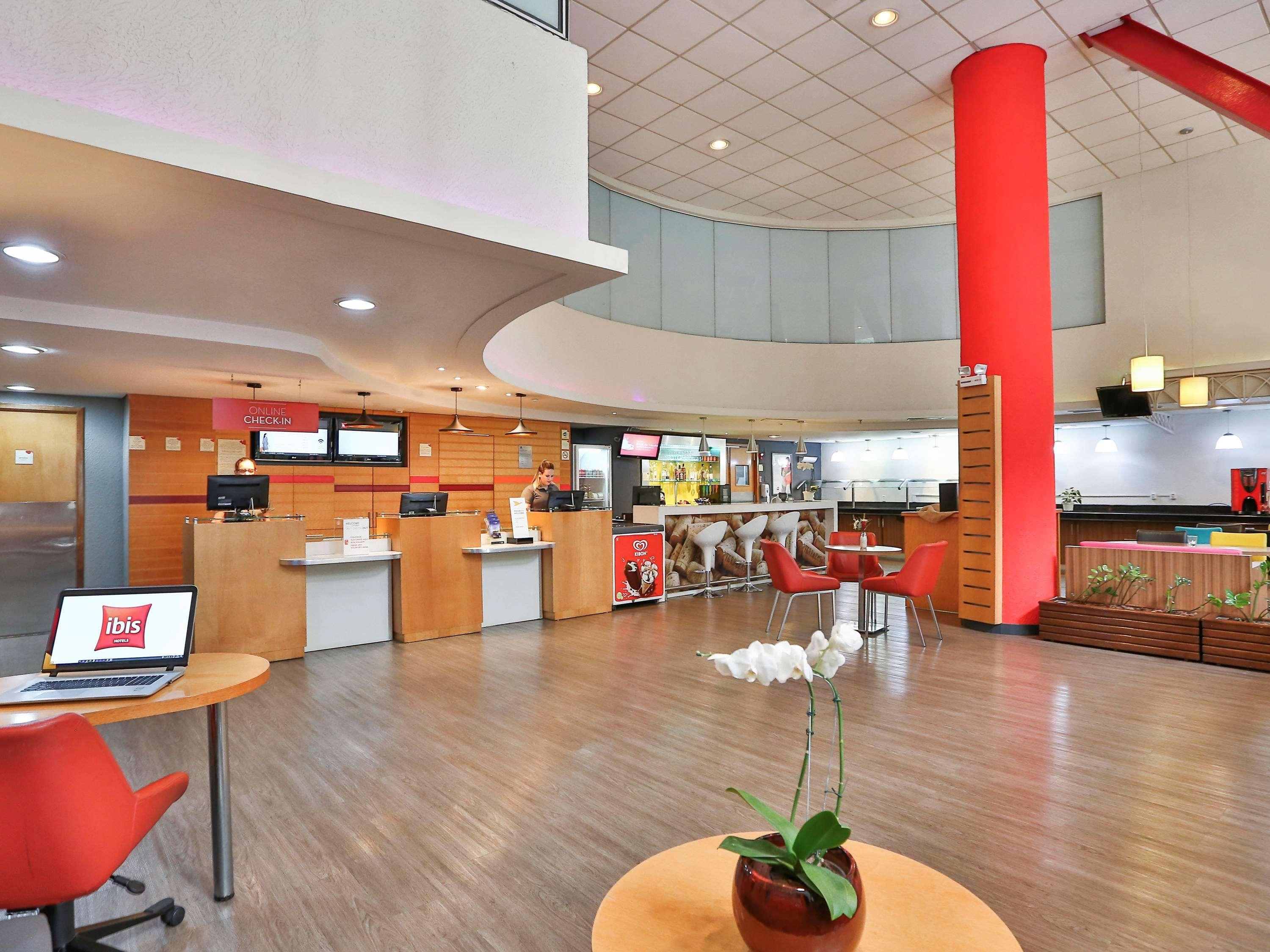 Ibis Maringa Hotel ภายนอก รูปภาพ